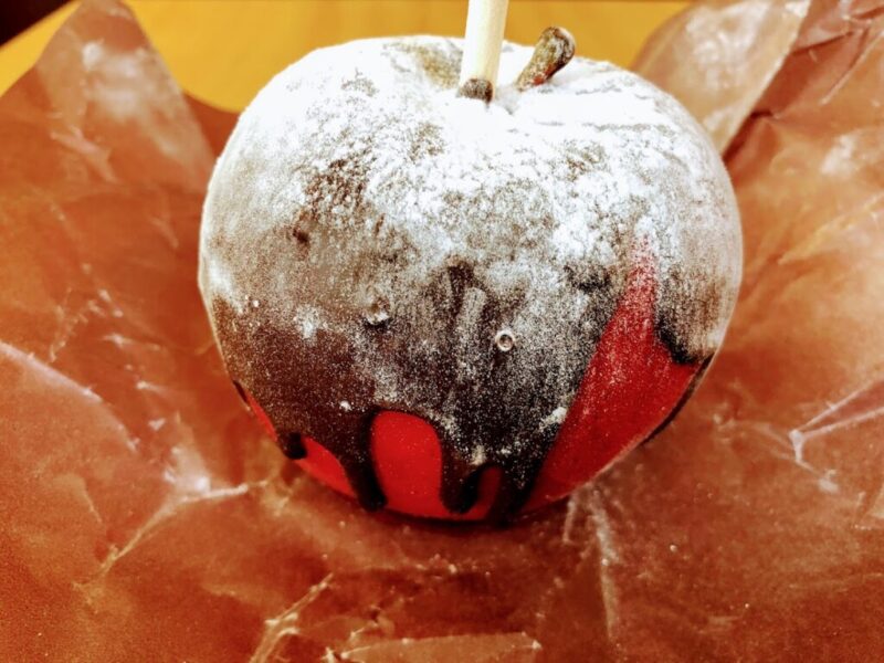 りんご飴チョコレートがけの写真