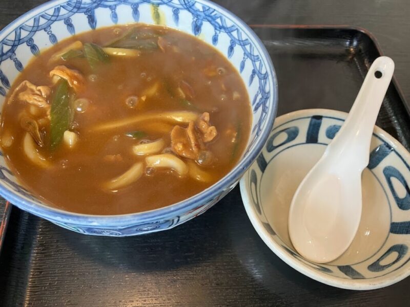 まるはちのカレーうどんの写真①
