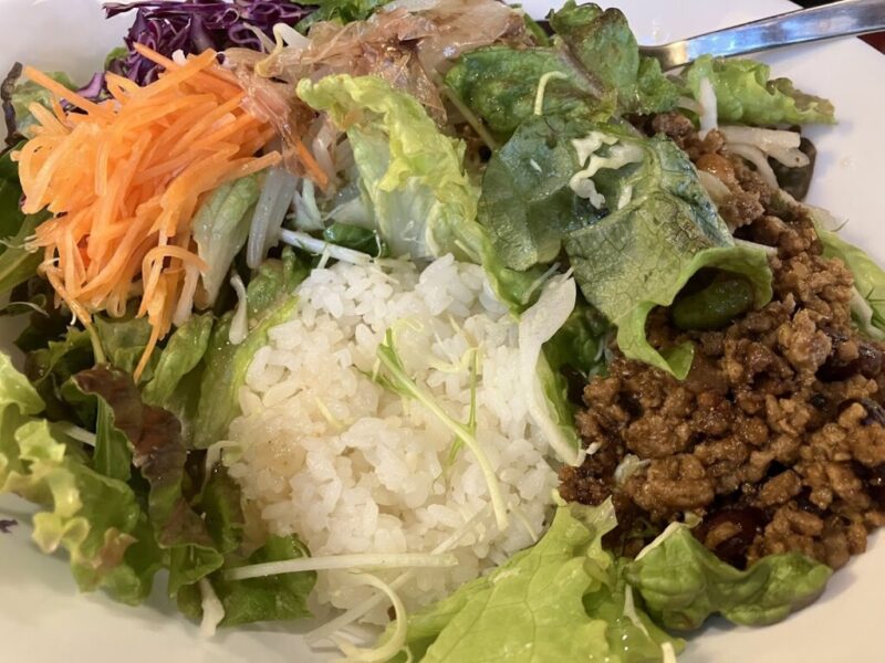 まぜびびスパイスカレーの写真3