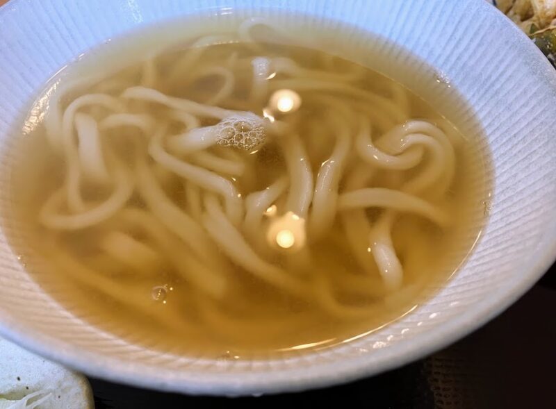 かけうどんの写真