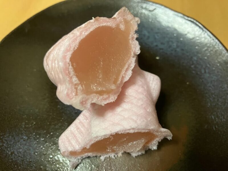 鯉もなか（白あん）の写真