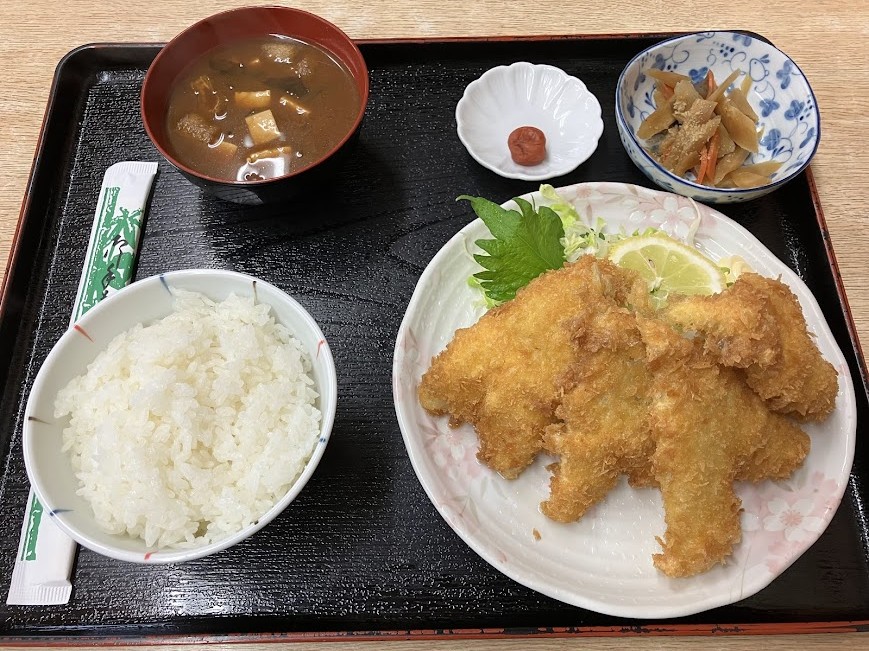きくよしの魚フライ定食