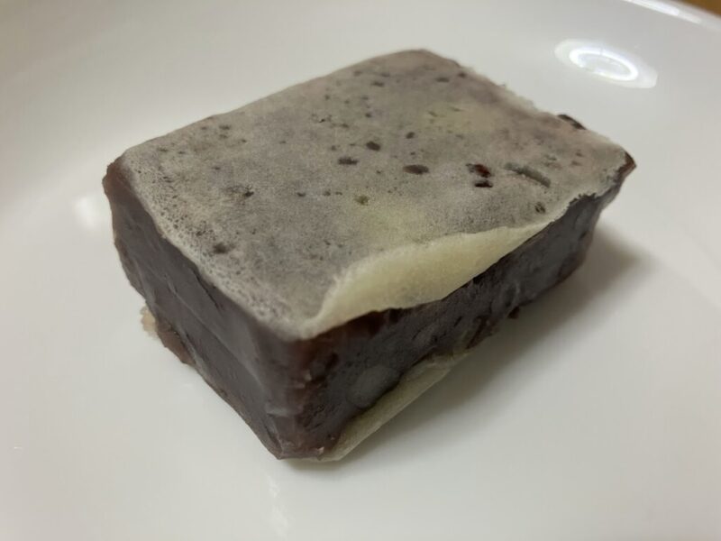 とう吉饅頭の栗金つばの写真