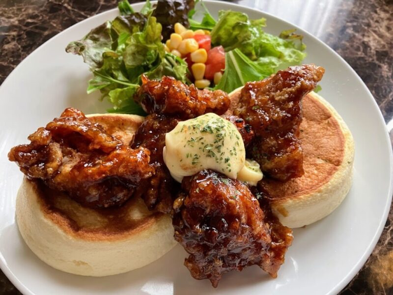 「PANEL CAFE」照り焼きチキンパンケーキの写真②
